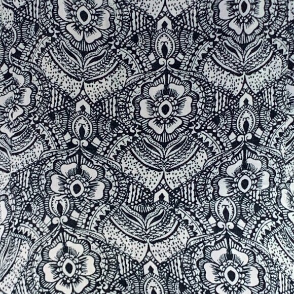 AF Abercrombie & Fitch Halter Neck Floral Skater Dress Sz L Black & White 134H - Picture 7 of 11